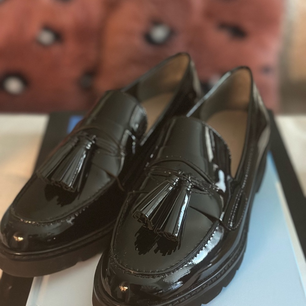 NEW Stuart Weitzman Mila Classic Black Tassel Loafers